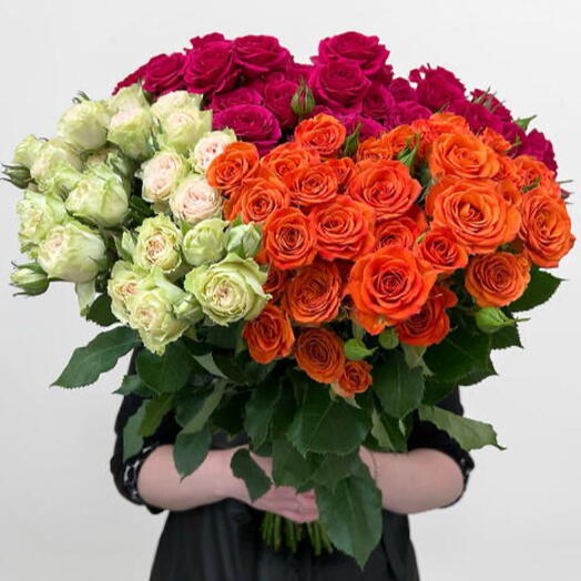 Bouquet of spray roses