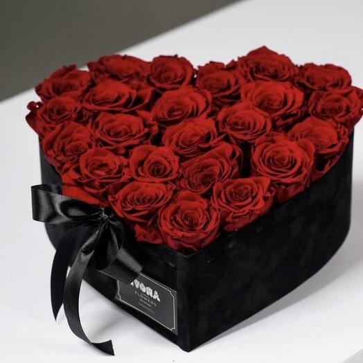 Heart with preserved roses