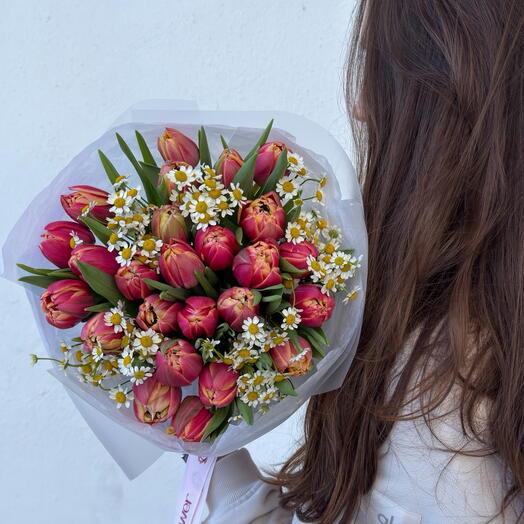 Tulips with chamomiles