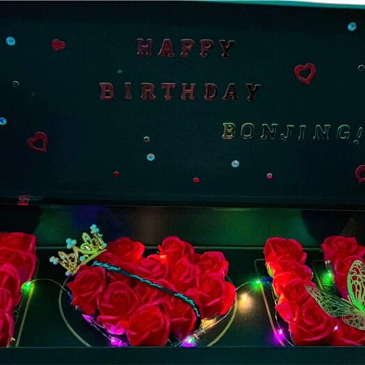 Flowers in a box cuatomisation avilable