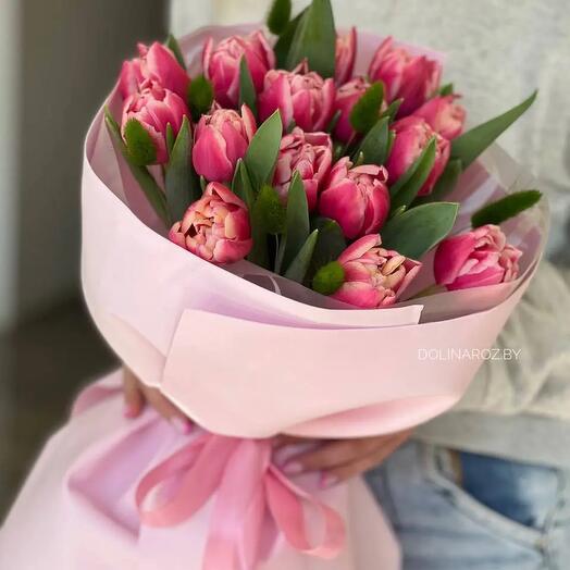 15 pink tulips