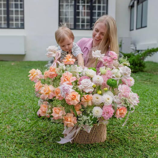 Flower Basket  "Apricot Whispers"
