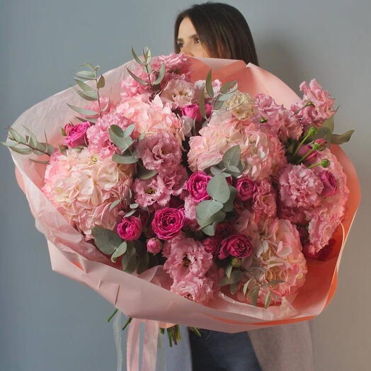 Авторский букет из цветов премиум «Floralyse»