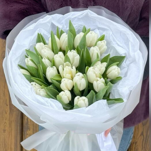Белое облако 25 тюльпанов
