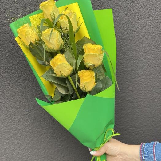 Bouquet of yellow roses