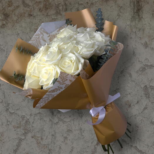 White Premium Roses / Roses Blanches de Premiere Qualite