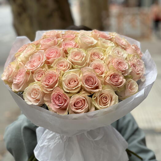 AMANECER (45 rosas importadas)