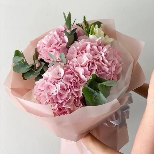 Гортензия букет розовый