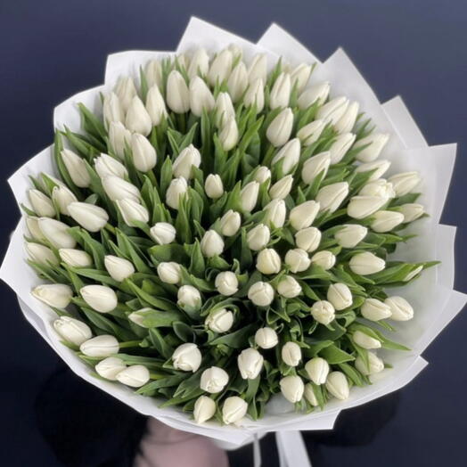 101 white tulips