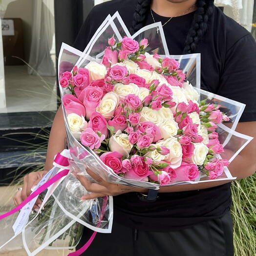 Candy Pink and White Avalance Rose Mix Fanta Baby Roses Bouquet