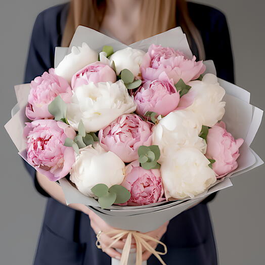 Peonies | mono bouquet