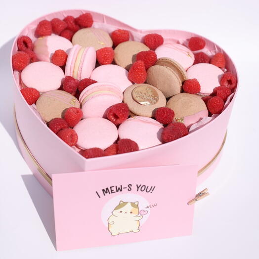 CHOCOLATE   PASSION FRUIT DESSERT | GOURMET GIFT BOX