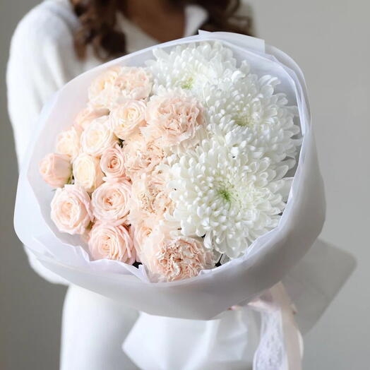 Букет цветов в нежных тонах Frida