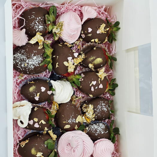 Strawberry dipped in Dark chocolate