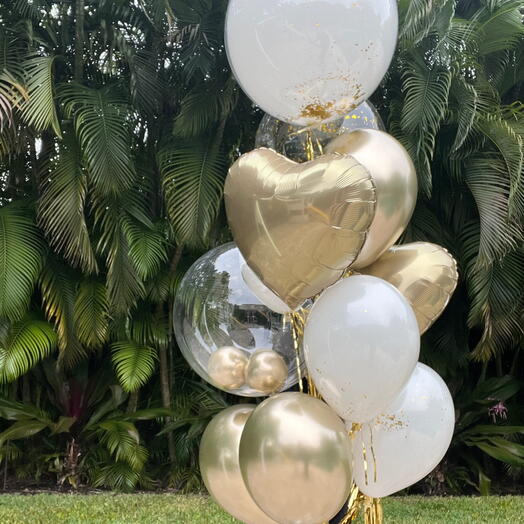 Set of white and gold balloons with helium, included: 3 gold hearts, 3 bubbles with decor inside, 3 gold, 3 white