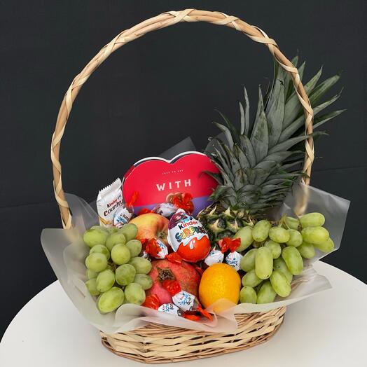 Basket of fresh fruit 🍍🍇🍎