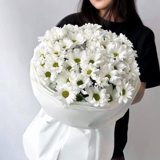 Круглый монобукет из хризантемы ромашки