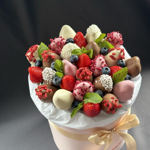 Букет из клубники в шоколаде, 25ягод