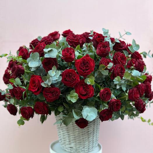 Wow bucket with roses