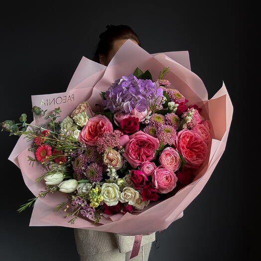 Skittls Mix (peony rose, hydrangea, tulips, gerbera mum)