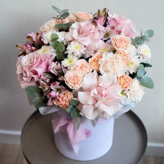 A box of French roses