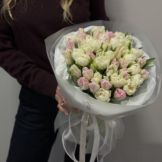 Pastel Cloud – 51 tulips