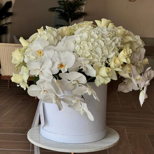 White bouquet