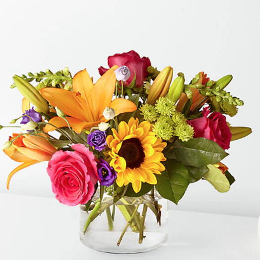 Best Day Bouquet (lily, mum, rose, lisi + vase)