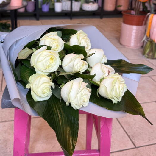 Bouquet funebre di rose bianche