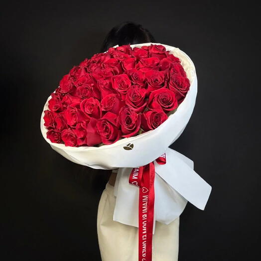 Букет из 50 красных роз