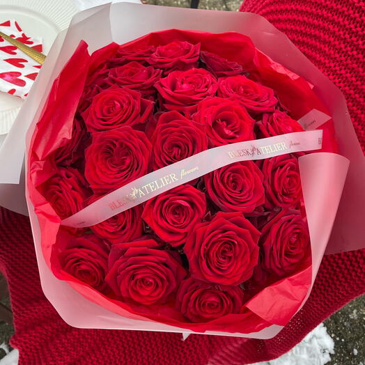 25 premium  Roses ( bouquet  NO 3)