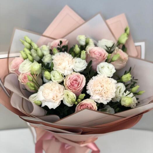 Bouquet in tender tones