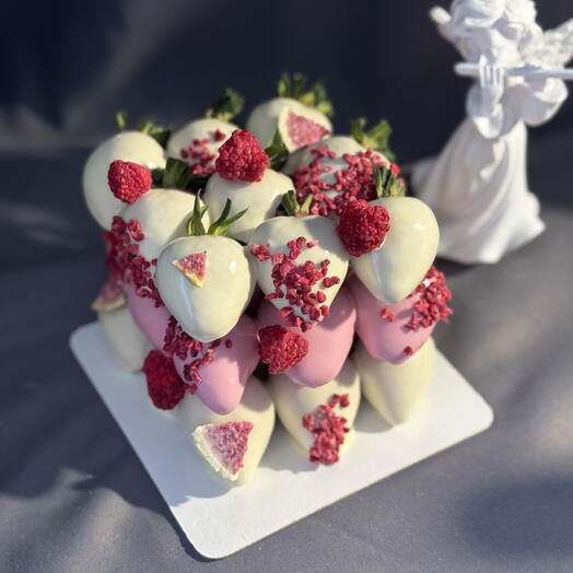 Торт «Клубника в шоколаде», 27шт