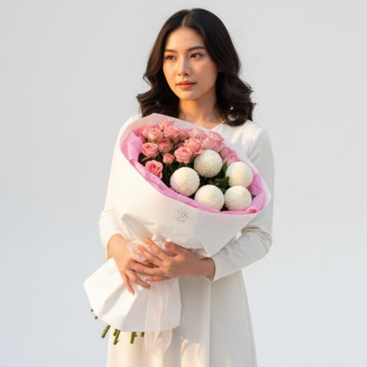 Bush rose with momoko