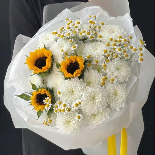 🌼 Аралас букет: 3 күнбағыс, спрей-ромашкалар, және спрей-хризантемалар