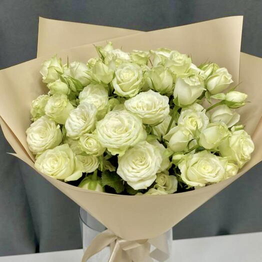 White spray roses