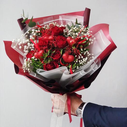 Bouquet "Love knows no middle"