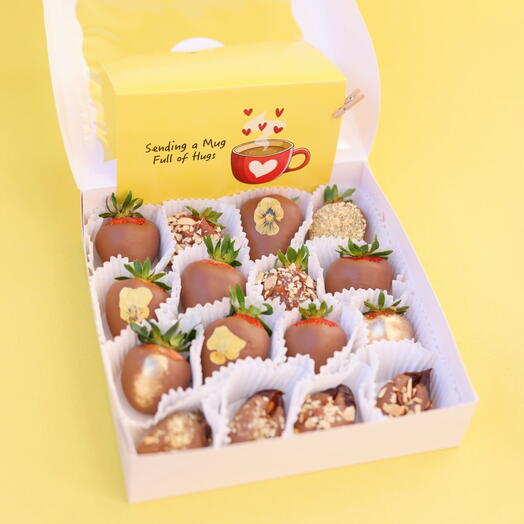 CHOCOLATE-COVERED STRAWBERRIES BOX – GOURMET SWEET GIFT FOR ANY OCCASION