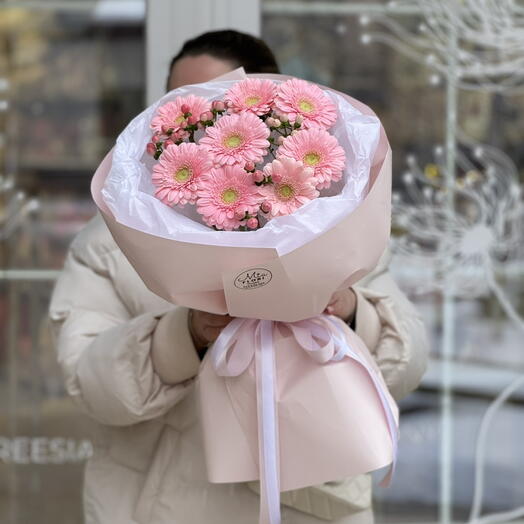 Букет из гербер и гиперикума - "Harper"