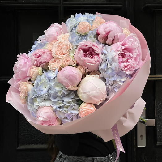Spray Roses, Paeonia, Hortenzia