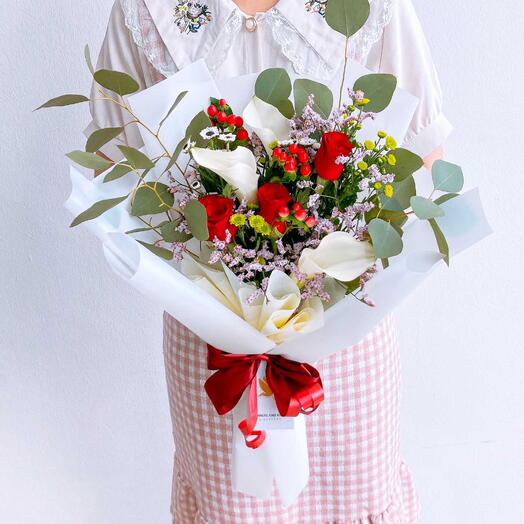 White Lilies and Roses