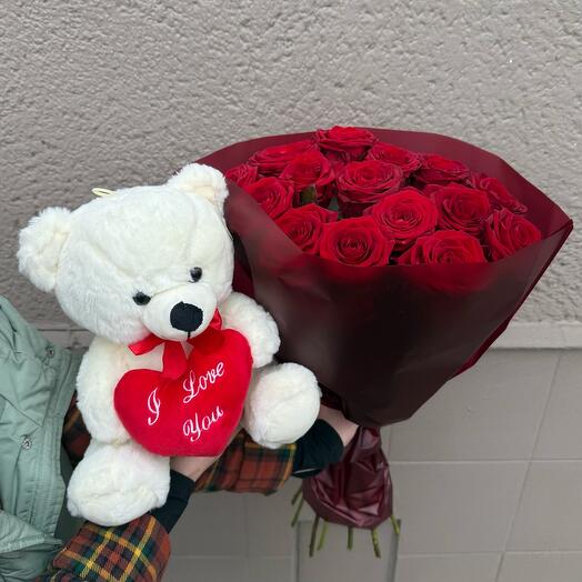 Bouquet of 15 red roses with Teddy bear