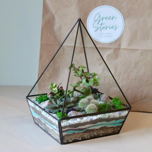 Florarium Pyramid