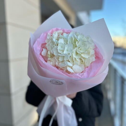 White hydrangea bouquet
