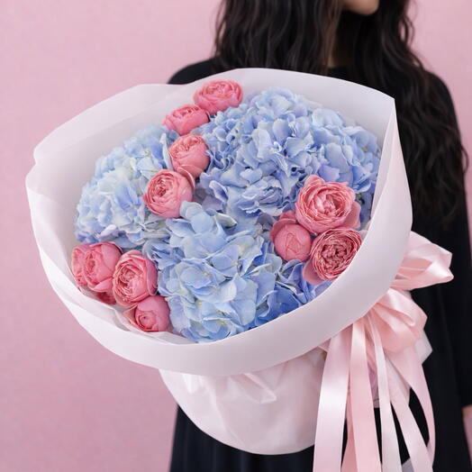 💐Bouquet di peonie, rose a grappolo e ortensie