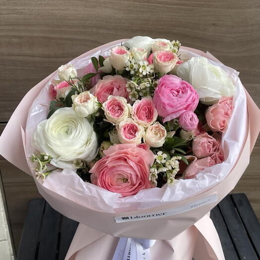 Spring in a bouquet 1