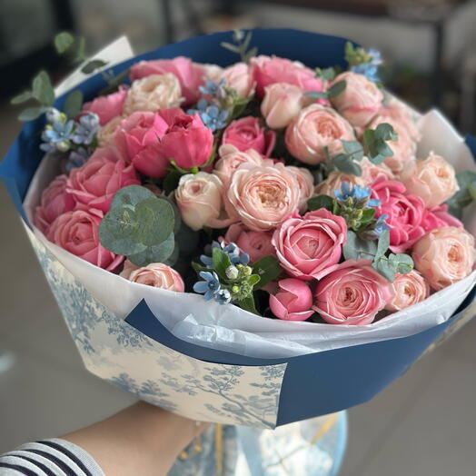 Pink roses with blue