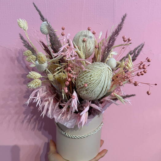 Dried flowers in a box 05