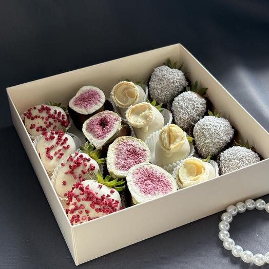 Premium набор клубники в шоколаде (16шт)