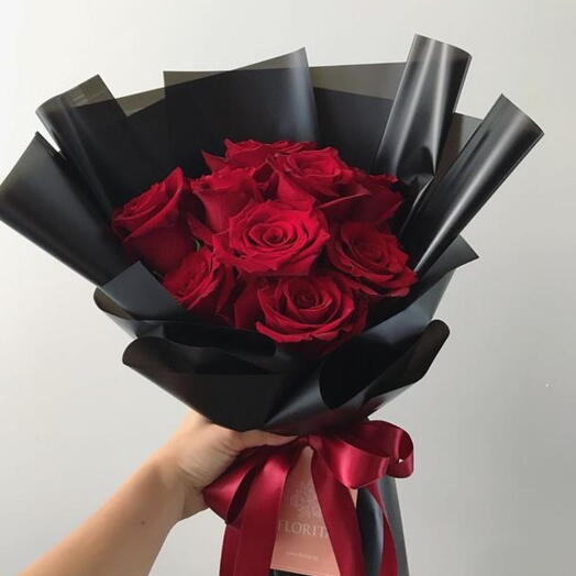 Im in Love - Kenya Rose Bouquet for Valentines Day